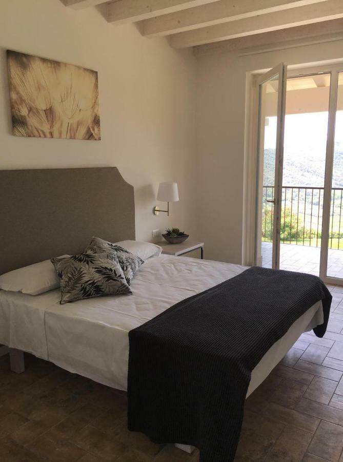 Отель Bellavista Relax - Adults Only Костермано Экстерьер фото
