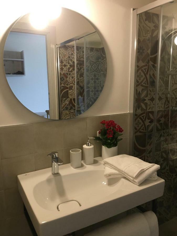 Отель Bellavista Relax - Adults Only Костермано Экстерьер фото