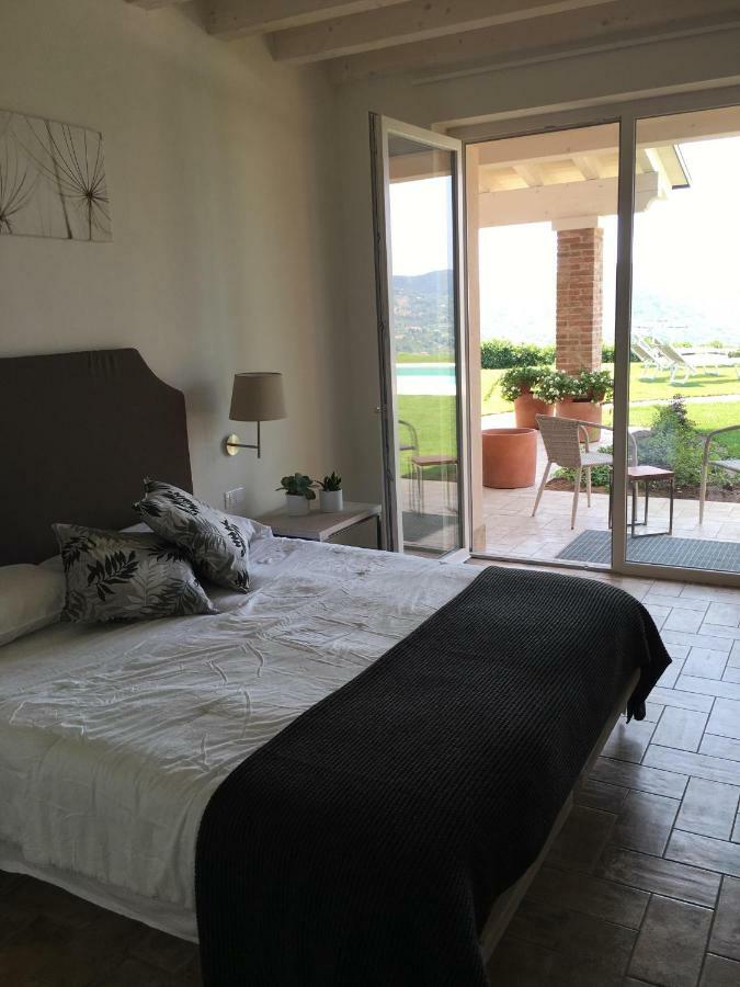 Отель Bellavista Relax - Adults Only Костермано Экстерьер фото